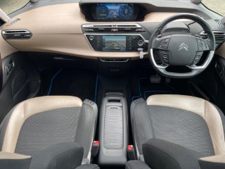 /photos/12191/2a22f453-527f-45c6-ac42-279de46c3951_i320x240.jpg